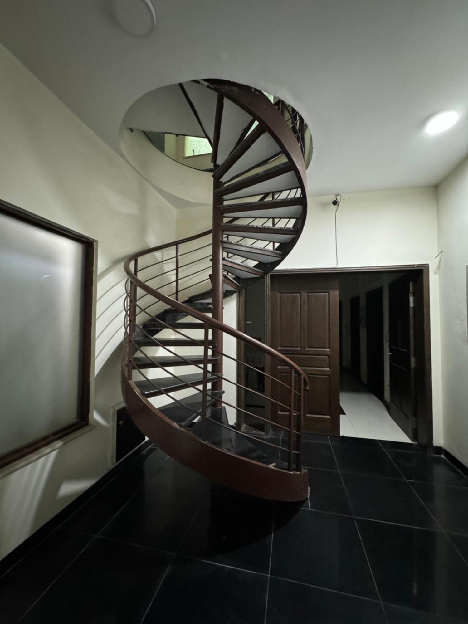 Rose Valet Guest House อิสลามาบัด ภายนอก รูปภาพ